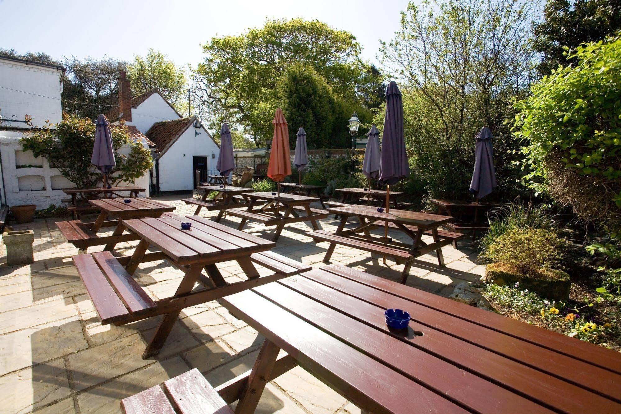 The Lifeboat Inn 헌스탠턴 외부 사진